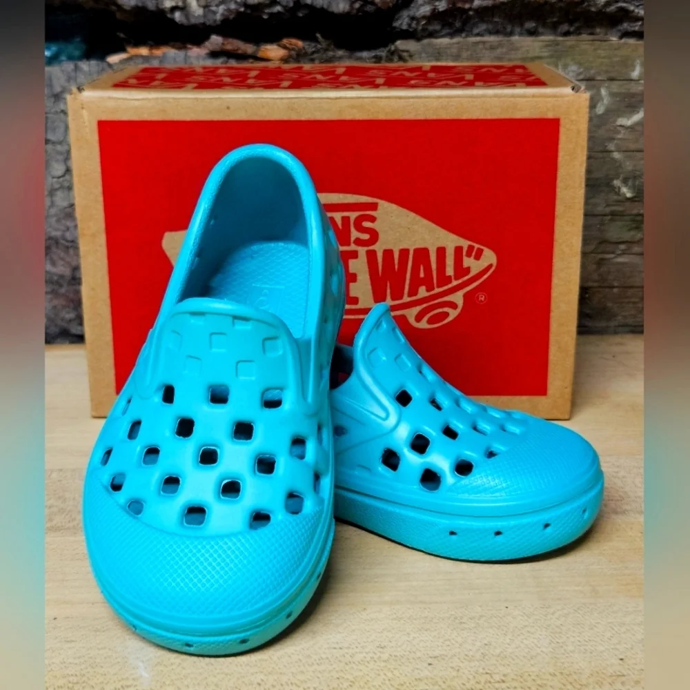 Vans slip on Crocs teal blue size 4 toddler - Picture 1 of 10